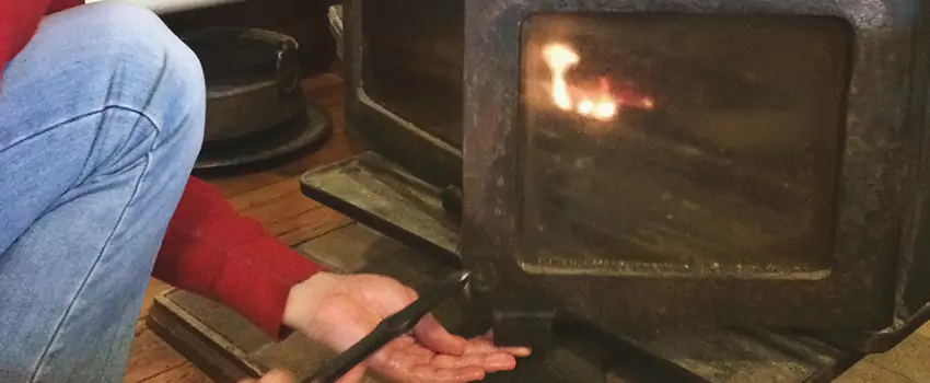 Fireplace Door Installation And Replacement Contractors in La Prairie, QC